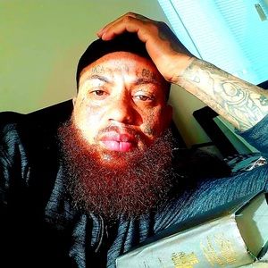 Meet your Posher, Hussein